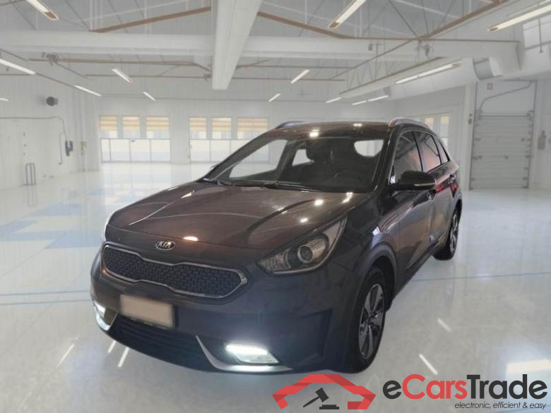 Kia 3 KIA NIRO / 2016 / 5P / BERLINA 1.6 HEV GDI STYLE DCT