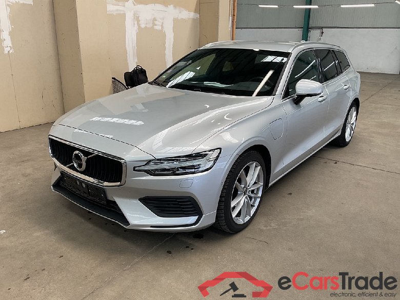 Volvo V60 ´18 VOLVO V60 T6 AWD Twin Engine Geartronic Momentum Pro 5d 186kW #1