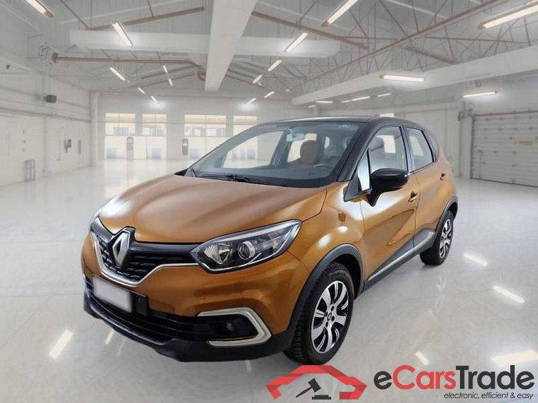 Renault 65 RENAULT CAPTUR / 2017 / 5P / CROSSOVER 1.5 DCI 90CV BUSINESS #1