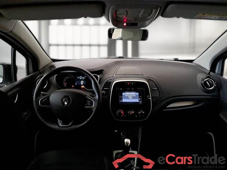 Renault 69 RENAULT CAPTUR / 2017 / 5P / CROSSOVER 0.9 TCE 90CV BUSINESS #3