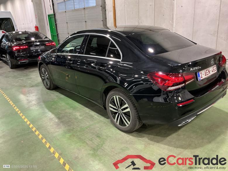MERCEDES-BENZ CLASS A SEDAN (V177) A 250 e PHEV Business Solution #3