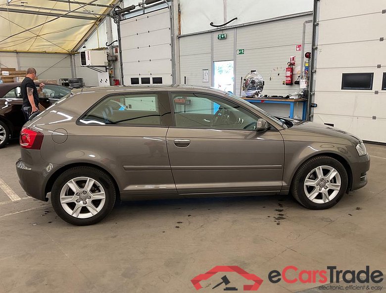 AUDI A3 Audi A3 Attraction 3-door 1.9 TDI 100(136) kW(PS) S tronic #6