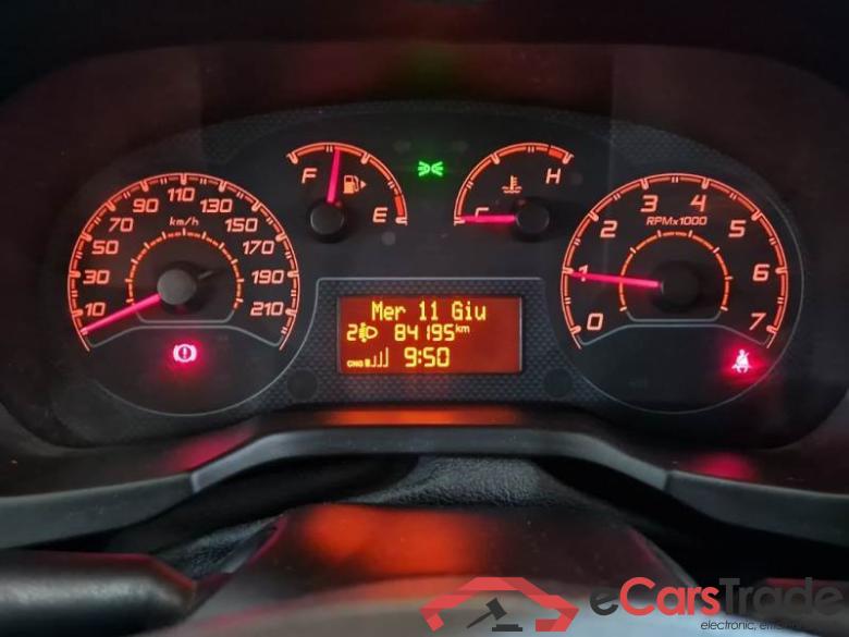 Fiat 10 FIAT FIORINO / 2016 / 4P / VETT. FURGONATA 1.4 CNG 70 CV E6D-TEMP SX #4