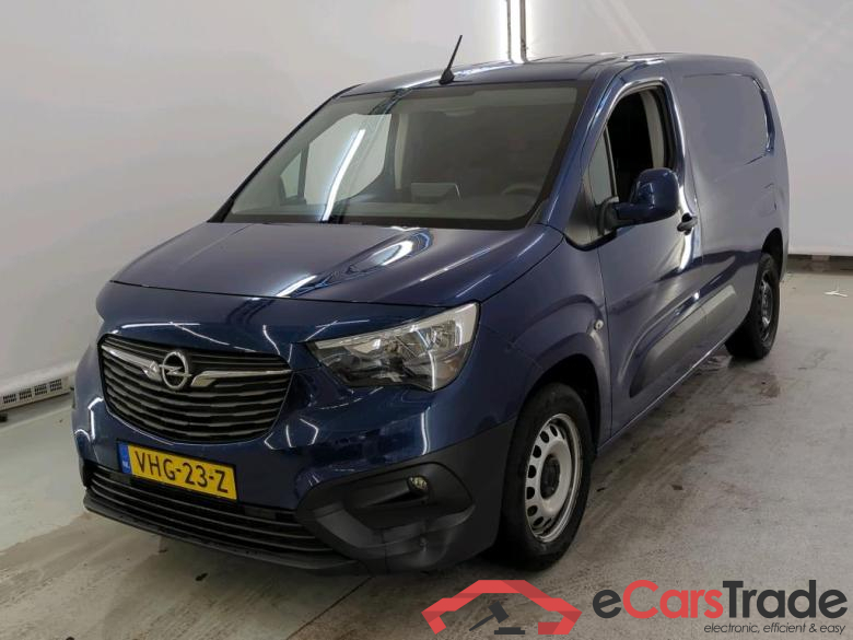 Opel * Combo '18 Opel Combo L2H1 1.5D 75kW S/S Edition 2.4T 4d