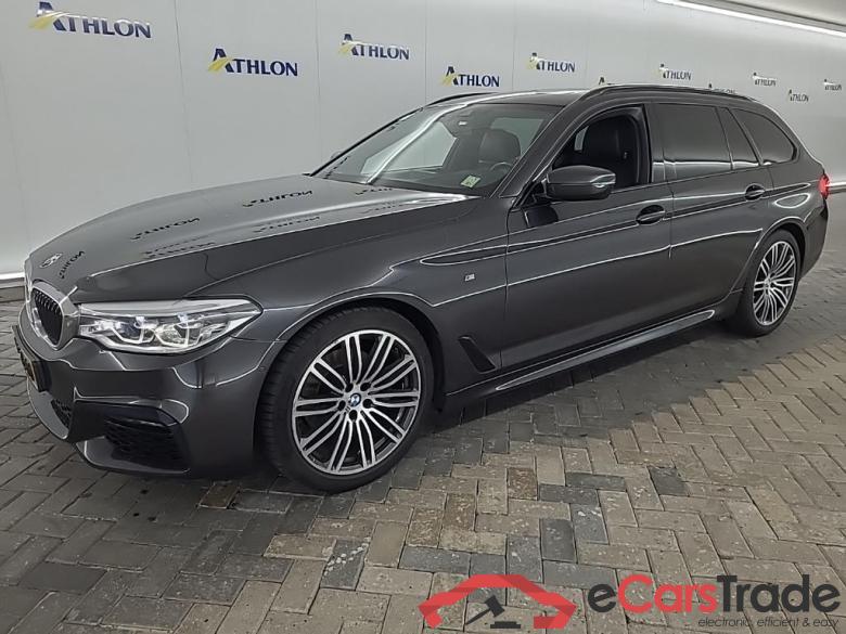 BMW 5-serie Touring 520iA 5D 135kW #1