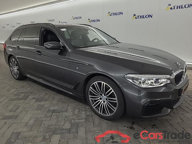 BMW 5-serie Touring 520iA 5D 135kW #2