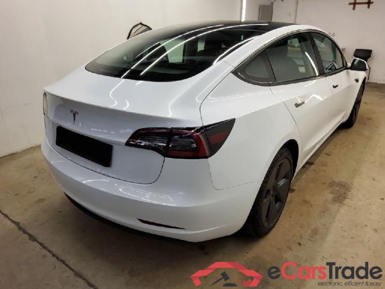 TESLA Model 3 Standard Reichweite Plus Hinterradantrieb 4d 208kW #2