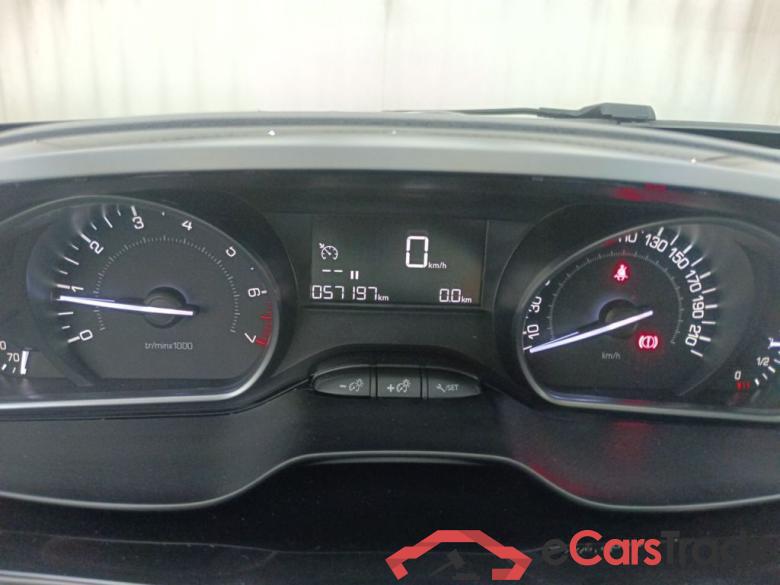 Peugeot 2008 1.2 Puretech 61kW S&S Active 5d #6 Peugeot 2008 1.2 Puretech 61kW S&S Active 5d #6
