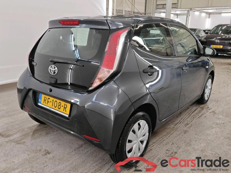 Toyota AYGO 1.0 VVT-i x-fun 5d #2 Toyota AYGO 1.0 VVT-i x-fun 5d #2