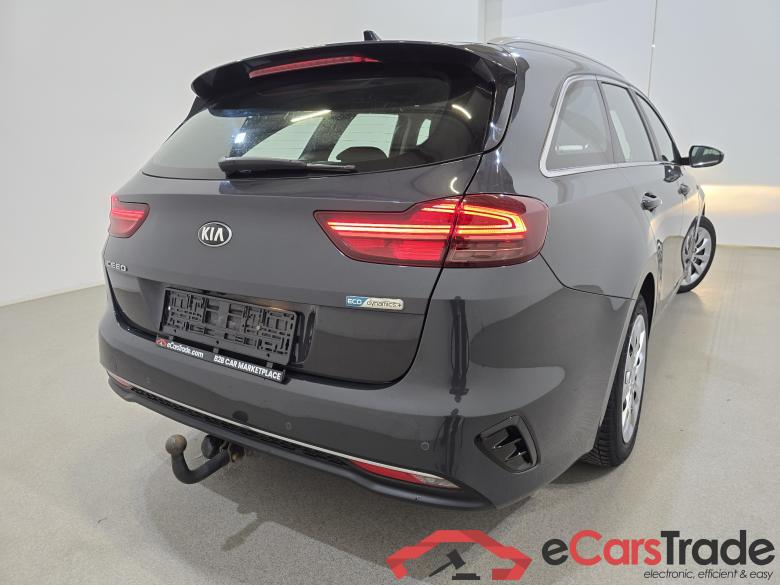 Kia Ceed Sportswagon 1.6 CRDi Navi-Pro Camera Klima PDC ... #4