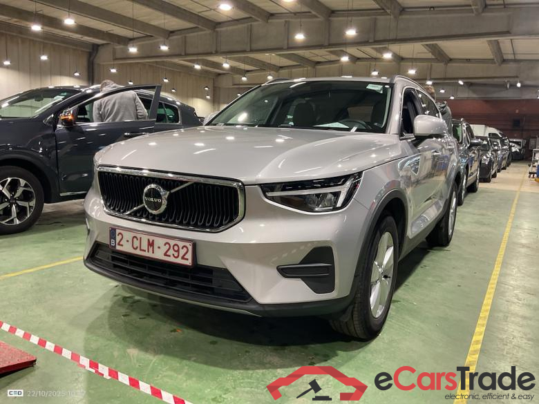 VOLVO XC40 1.5 T2 ESSENTIAL AUTO VOLVO XC40 1.5 T2 ESSENTIAL AUTO