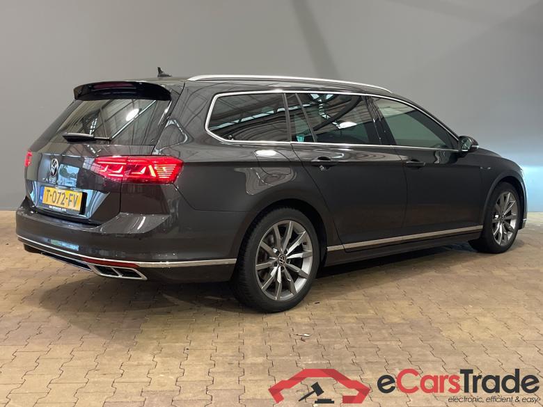 VOLKSWAGEN PASSAT VARIANT 1.5 TSI R-Line Bns #4 VOLKSWAGEN PASSAT VARIANT 1.5 TSI R-Line Bns #4