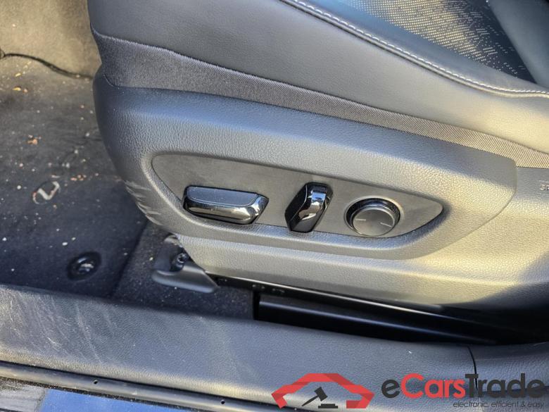Lexus UX 250h Luxury Line 112kW / 152pk automaat #4 Lexus UX 250h Luxury Line 112kW / 152pk automaat #4