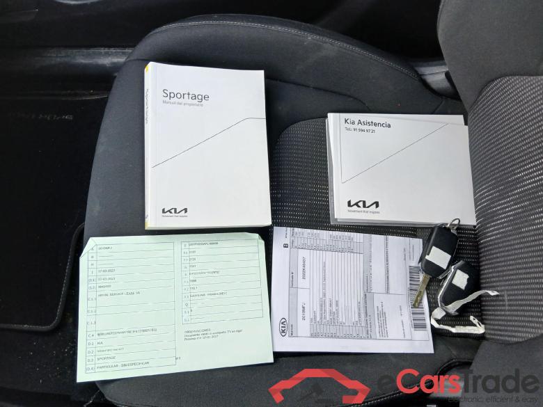 KIA Sportage / 2022 / 5P / todoterreno 1.6 T-GDi MHEV 110kW (150CV) Drive 4x2 (AC2) #5 KIA Sportage / 2022 / 5P / todoterreno 1.6 T-GDi MHEV 110kW (150CV) Drive 4x2 (AC2) #5