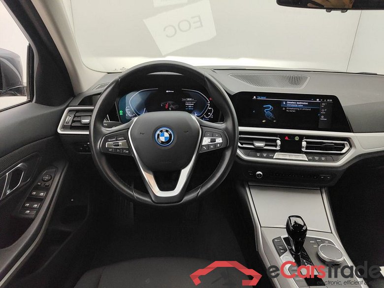 BMW 320e Plug-In Hybrid Aut. LED-Xenon LC-Pro Navi KeylessGo Klima PDC ... #6