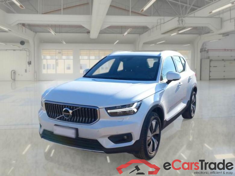 VOLVO XC40 / 2017 / 5P / SUV T5 PLUG-IN HYBRID AUTO RECH INSCRIP EXPR VOLVO XC40 / 2017 / 5P / SUV T5 PLUG-IN HYBRID AUTO RECH INSCRIP EXPR