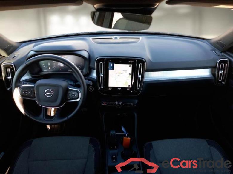 VOLVO XC40 / 2017 / 5P / SUV T5 PLUG-IN HYBRID AUTO RECH INSCRIP EXPR #3 VOLVO XC40 / 2017 / 5P / SUV T5 PLUG-IN HYBRID AUTO RECH INSCRIP EXPR #3