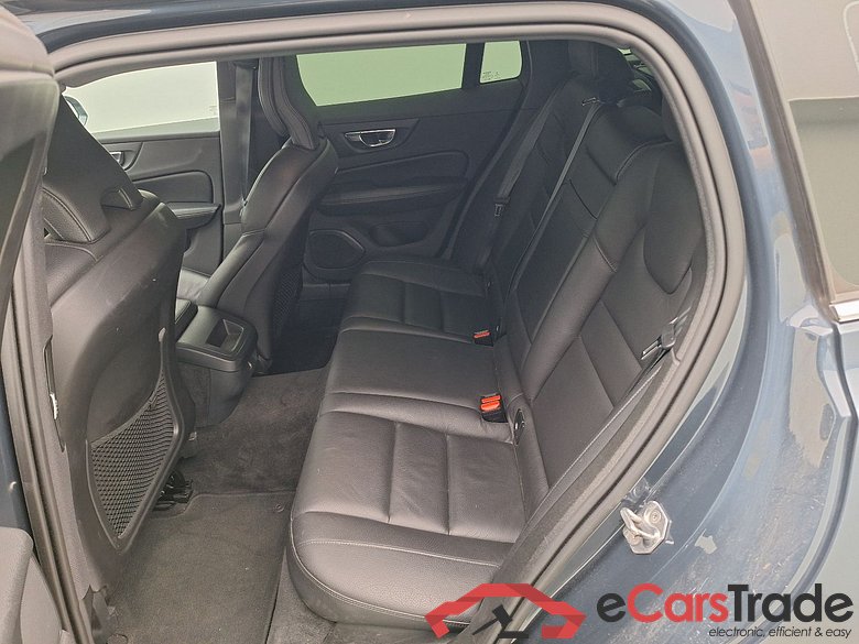 Volvo, V60 '18, Volvo V60 D3 Momentum Pro 5d #4