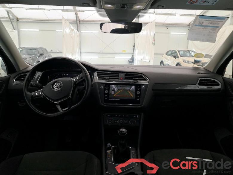 VOLKSWAGEN Tiguan Allspace / 2017 / 5P / SUV 2.0 TDI 150 BMV6 Carat #5 VOLKSWAGEN Tiguan Allspace / 2017 / 5P / SUV 2.0 TDI 150 BMV6 Carat #5