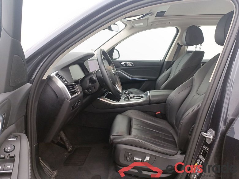 BMW X5 - 2018 3.0A xDrive45e 394 (EU6d-TEMP) 5d Auto #3