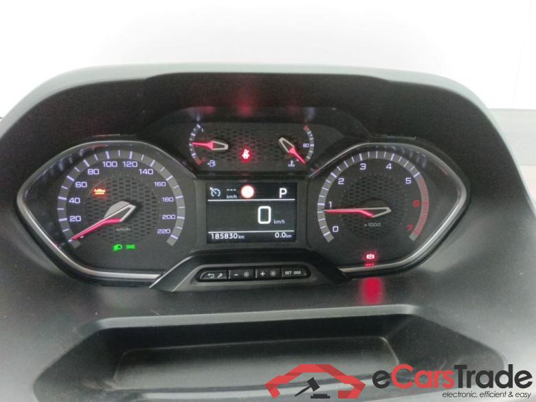 Peugeot Rifter 1.5 BlueHDi 130 EAT8 S/S GT Line Long 5d #4