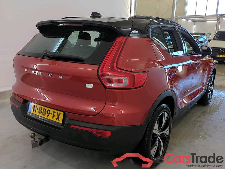Volvo XC40 Recharge P8 AWD 5d #2