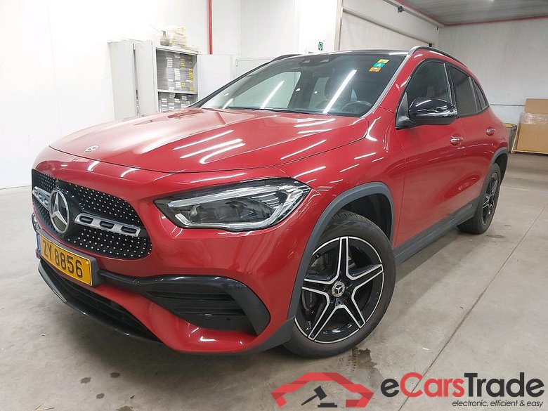 Mercedes GLA 250e Plug-In Hybrid AMG Night Aut. Pano LED-MultiBeam Widescreen Burmester Ambient Navi 1/2 Sport-Leather-Alcantara KeylessGo Camera Klima PDC ...