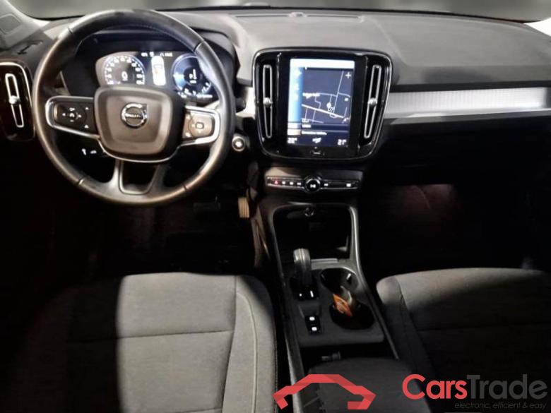 VOLVO XC40 / 2017 / 5P / SUV T4 PLUG-IN HYBRID AUTO RECH INSCRIP EXPR #3