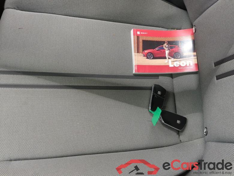 SEAT Leon 1.5 eTSI Style Launch Edition DSG 5d #4
