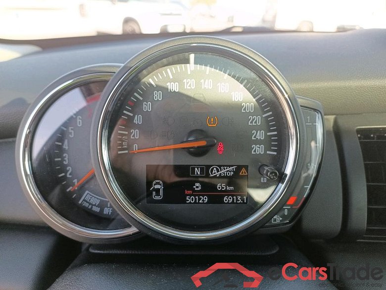 MINI MINI / 2014 / 5P / berlina con portón ONE 5 PUERTAS (CX) #5