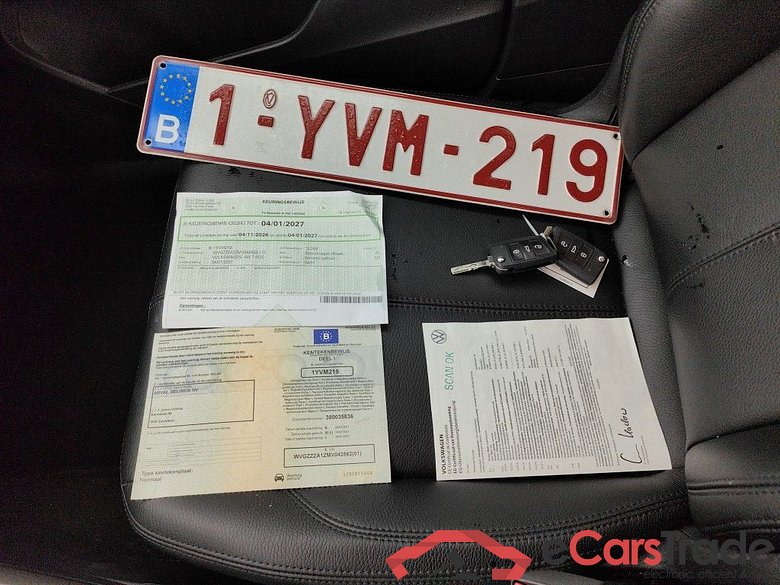 Volkswagen T-Roc 1.5 TSI Style 5d #4