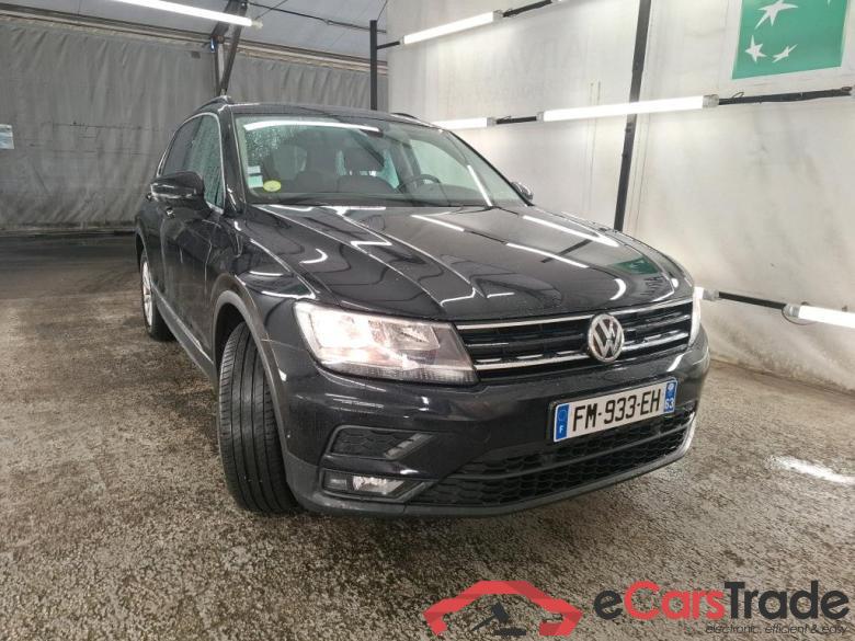 VOLKSWAGEN Tiguan / 2016 / 5P / SUV 2.0 TDI 150 DSG7 Confortline Business #4