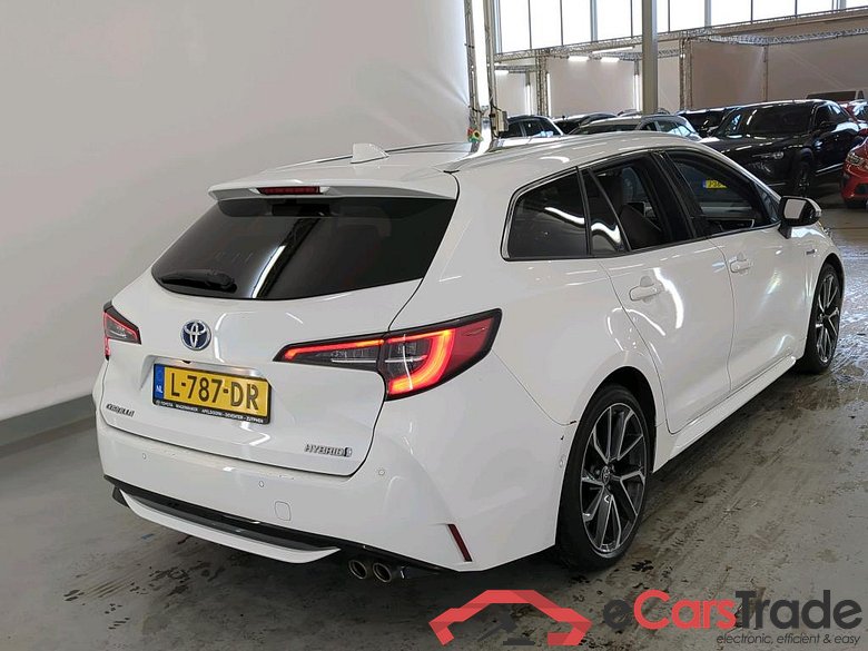 Toyota Corolla Touring Sports 2.0 Hybrid Premium 5d + Pano #2
