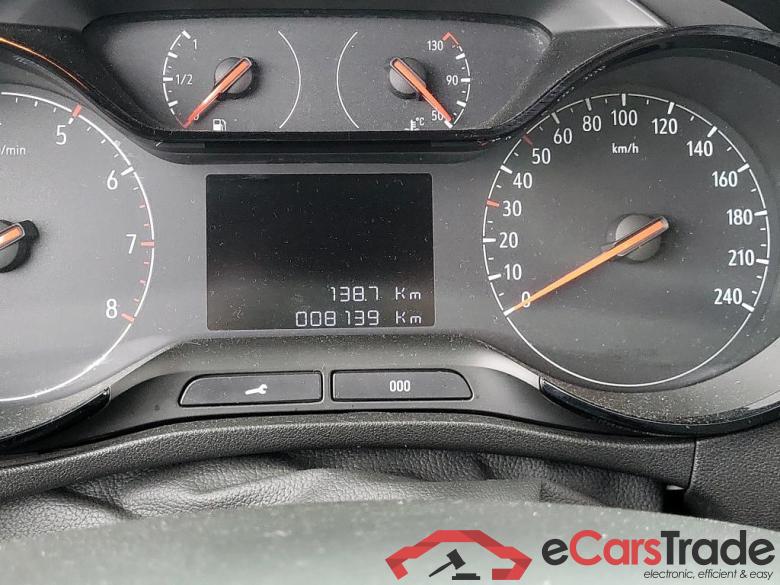 OPEL Crossland / 2020 / 5P / crossover 1.2 81kW (110CV) GS Line #5