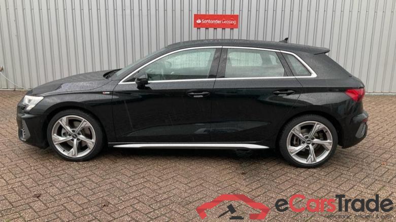 AUDI A3 SPORTBACK 35tfsi s edition 110kW s-tronic aut  #2