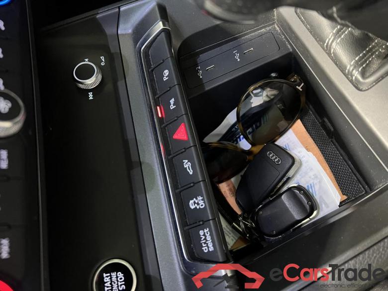 AUDI Q3 PHEV S line 45 TFSI e  180(245) kW(pk) S tronic #5