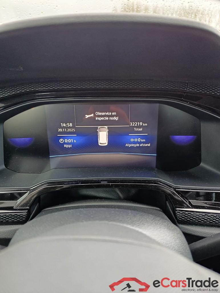 VOLKSWAGEN POLO 1.0 TSI Life Edition #6