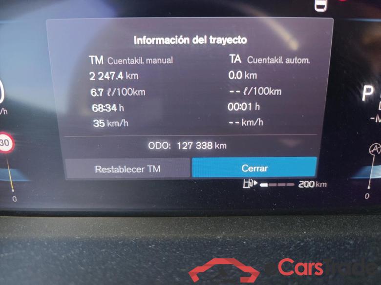 VOLVO XC60 / 2017 / 5P / todoterreno 2.0 B4 D Momentum Pro Auto #5