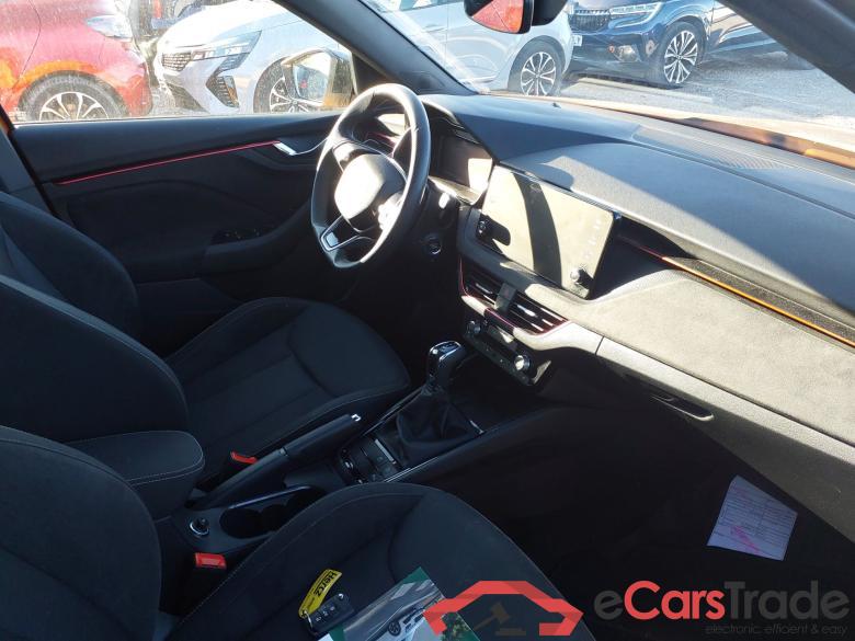 SKODA Kamiq 1.5 TSI 110kW (150CV) DSG 7 vel. Automático Sport #3