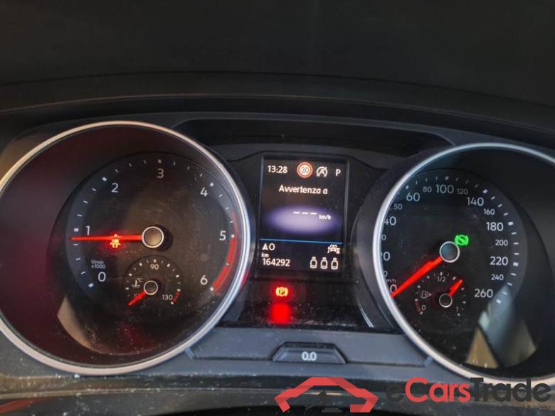 VOLKSWAGEN TIGUAN / 2020 / 5P / SUV 2.0 TDI SCR 110KW LIFE DSG #4