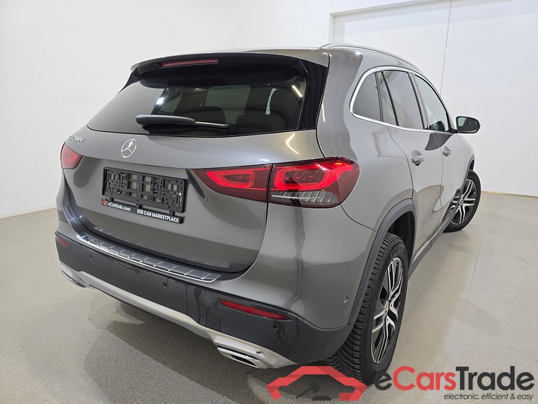 Mercedes GLA 200d Aut. LED-Xenon Widescreen Distronic Navi 1/2 Sport-Leather KeylessGo Camera Klima PDC ... #4