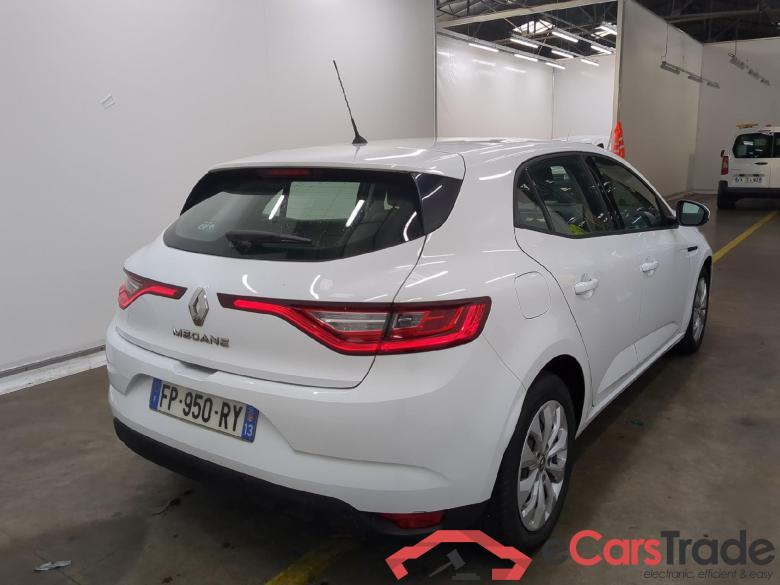 Megane IV Berline 5pt. Société Air Nav 1.5 dCi 90CV BVM6 E6 #3