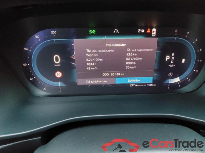 Volvo XC40 (2017->) DE - SUV5 B4 2WD EU6d, Plus Dark (EURO 6d), (Facelift) 2022 - 2024 #6