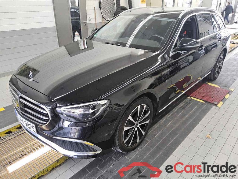 Mercedes-Benz E T-Modell (BM 213)(06.2016->) DE - Kb5 E 300 de EU6d, T de Exclusive (EURO 6d), (Facelift) 2020 - 2023