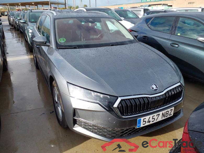SKODA Octavia 2.0 TDI 110 kW (150CV) DSG 7 vel Automático Combi Design (Pano)