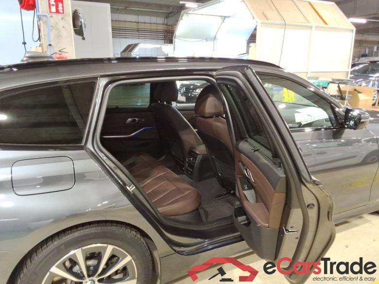 BMW 3 TOURING - 2019 330eA PHEV #5