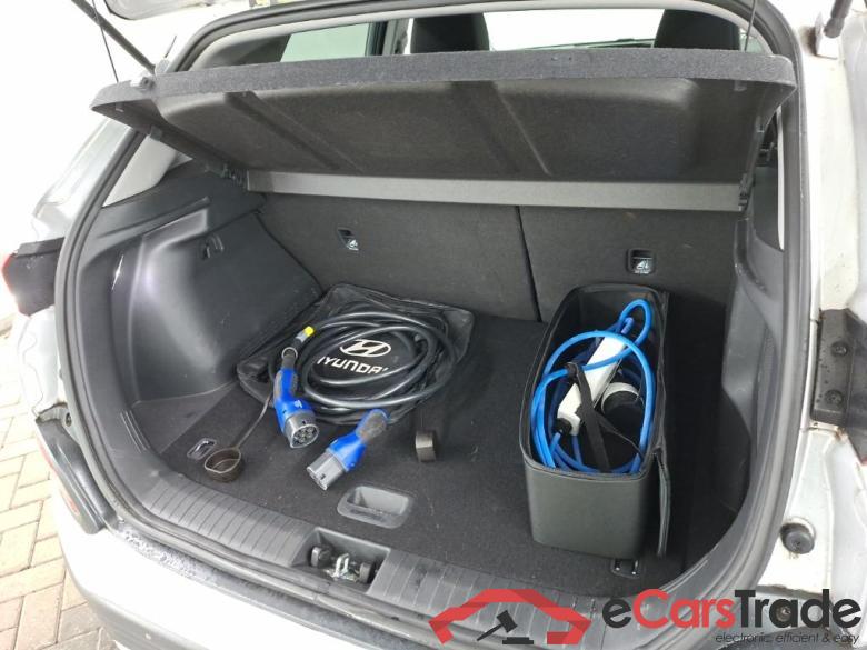 HYUNDAI Kona Fashion Sky Electric 64 kWh 5D #5