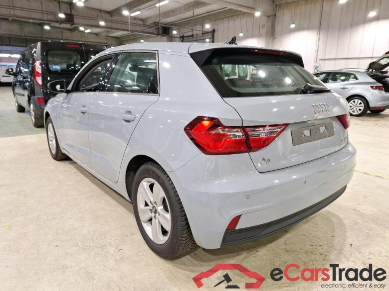 AUDI A1 1.0 25 TFSI ATTRACTION #3