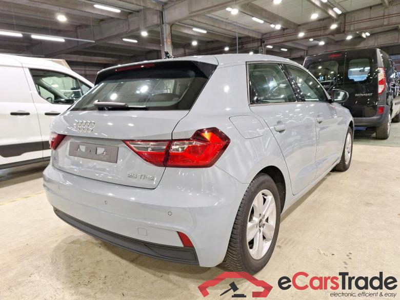 AUDI A1 1.0 25 TFSI ATTRACTION #4