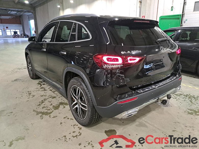 MERCEDES-BENZ GLA 1.3 GLA 250 E DCT BUSINESS SOLUTION #3